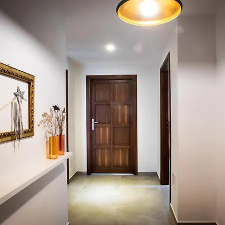 بيت ضيافة Domus Eura كالياري